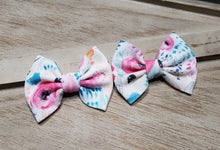 Load image into Gallery viewer, Spring Fling Big Bow &amp; Piggies