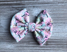 Load image into Gallery viewer, Summer in Paradise Big Bow &amp; Piggies