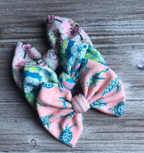 Load image into Gallery viewer, Summer in Paradise Big Bow &amp; Piggies