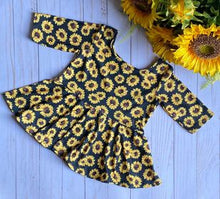 Load image into Gallery viewer, 3/4 Sleeved Peplum