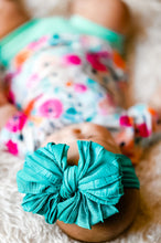 Load image into Gallery viewer, Sea Mist Big Messy &amp; Mini Messy Ruffle Bows