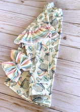 Load image into Gallery viewer, Ruffled Oversize Tee